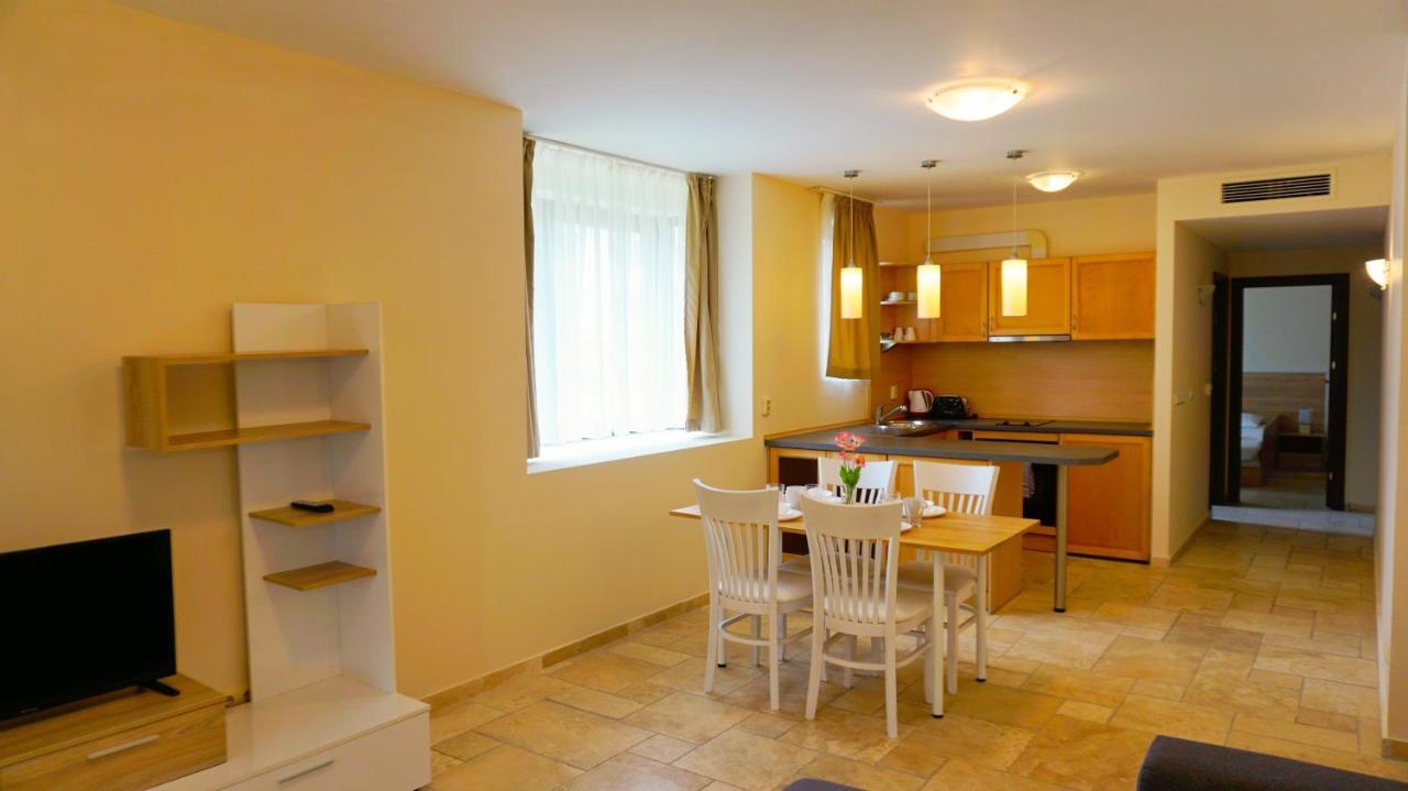 Hc Apartments Kaliakria Topola Buitenkant foto