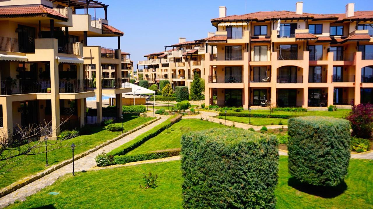 Hc Apartments Kaliakria Topola Buitenkant foto